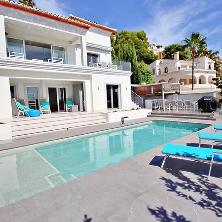 El Olivo - With Stunning Views And Private Pool In